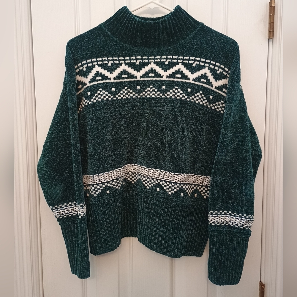 Christian Siriano Green and White Cowl Neck Sweater Medium